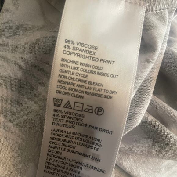 Tommy Bahama Mixed Print Midi Dress Womens Large Black Hawaiian Tribal Knit - Picture 7 of 9